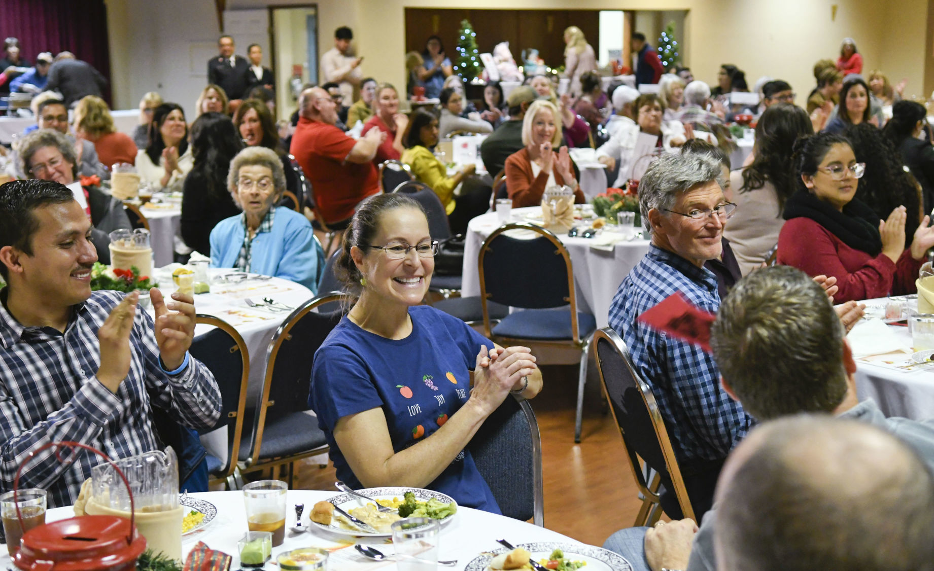 111519 Red Kettle kickoff 01.jpg